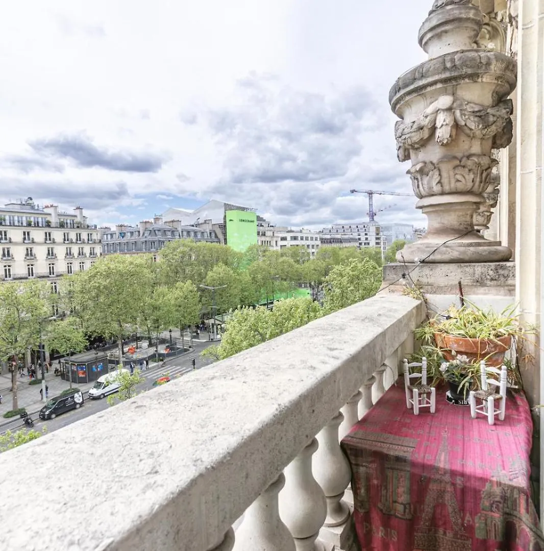 Elysees Vip Paris 0*,  France